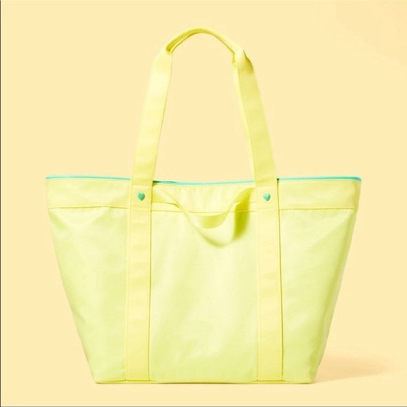 SCL X TARGET BEACH TOTE. - Picture 1 of 3